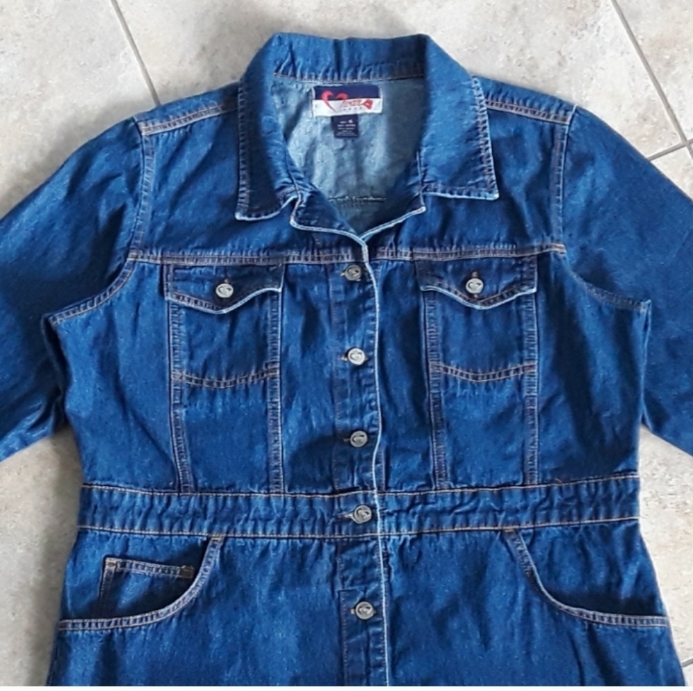 Classic Long Sleeve Dark Blue Denim Button-Up Dress. - Picture 3 of 8